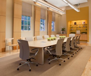 {portfolio_featured_title}